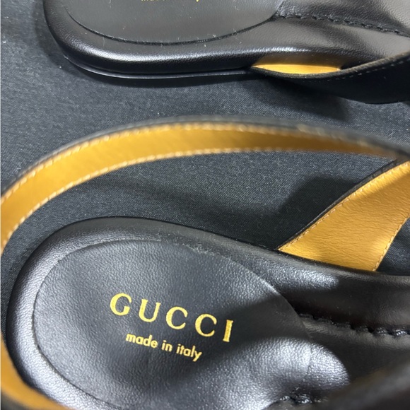 Gucci Double G Thong Sandals - Picture 4 of 7